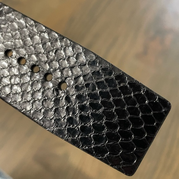 New Marc by Marc Jacobs Genuine Reptile Leather Strap Watch Water Resistant - Picture 9 of 10